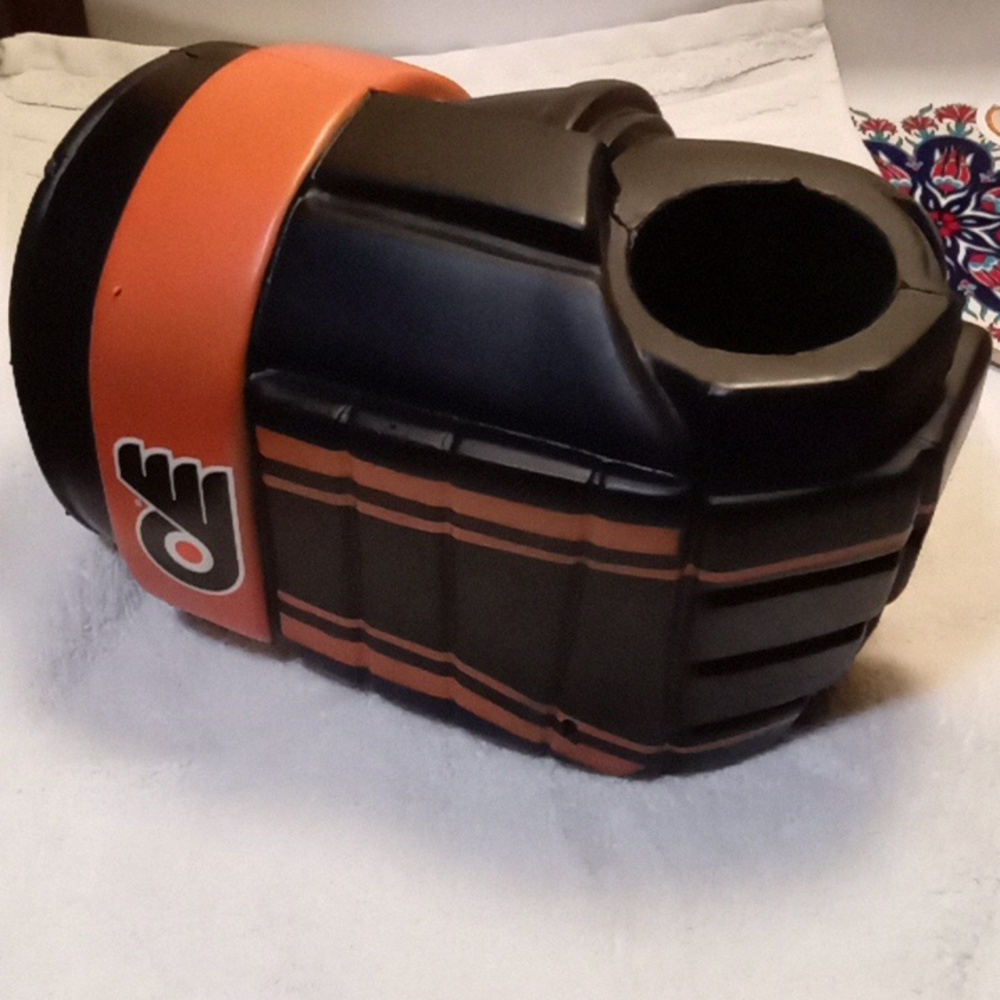 NHL Philadelphia Flyers Drink Holder/ Helper- "The Original Game On Glove!!"